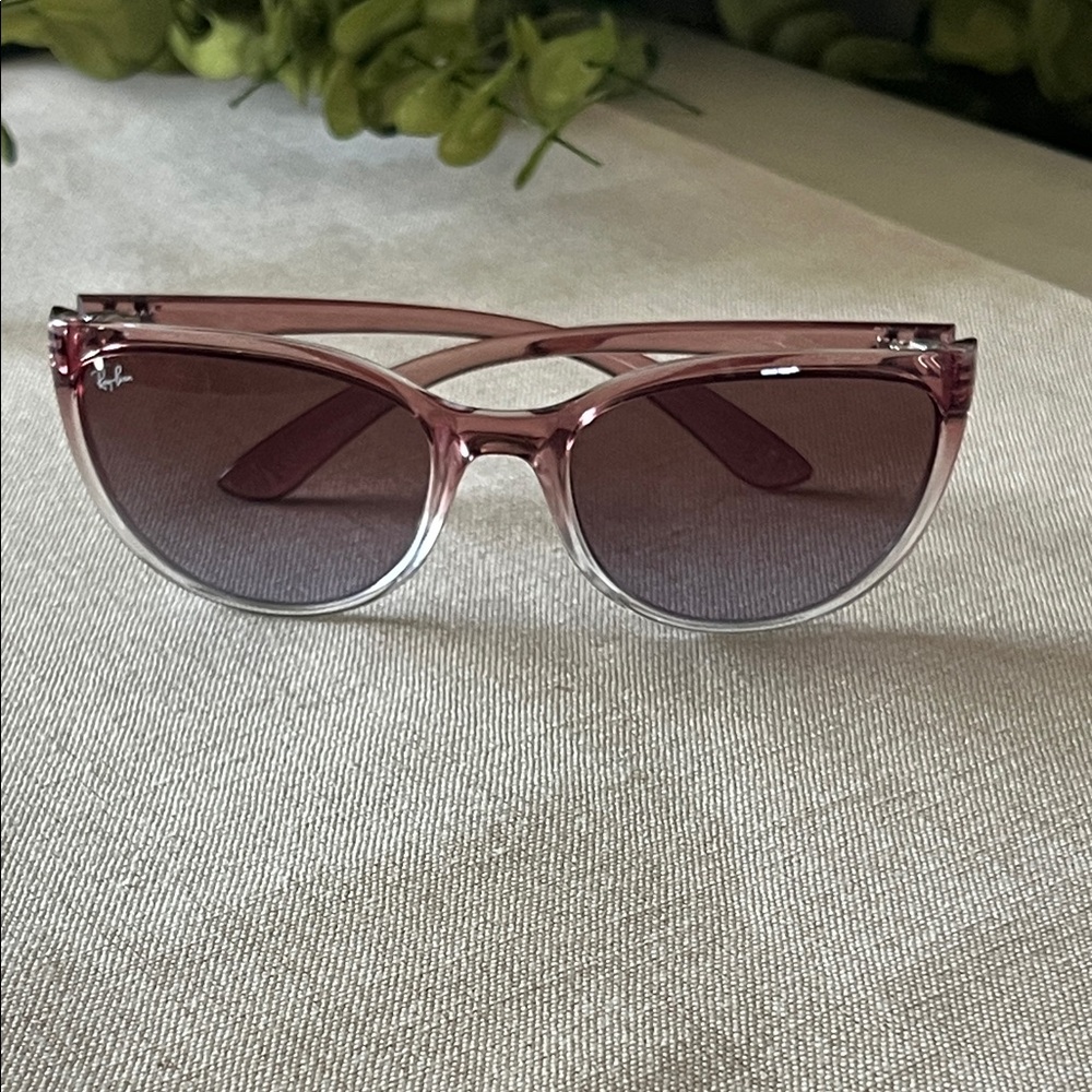 Ray-Ban Women's Pink Ombre Cat Eye Sunglasses